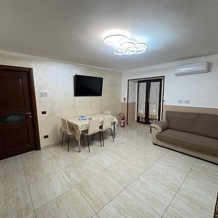 Esposito Holiday Homes Napoli Eksteriør billede